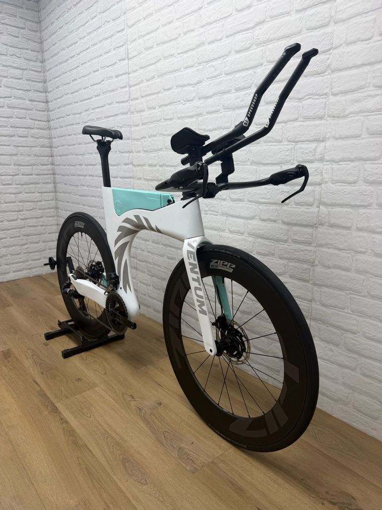 Used Ventum Custom SRAM Rival eTap AXS 2023 Road & Gravel, White — image 2 of 6