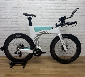 Used Ventum Custom SRAM Rival eTap AXS 2023 Road & Gravel