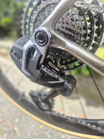 Léon Custom SRAM Force eTap AXS 2026 Road & Gravel d'occasion — image 3 sur 24