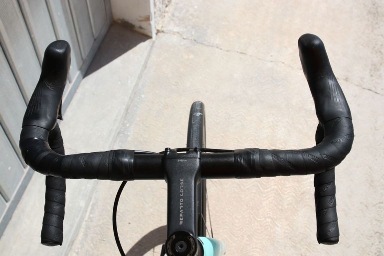 Brugt Bianchi Aria e-Road 105 Di2 2023 2023 Road & Gravel — billede 9 af 14