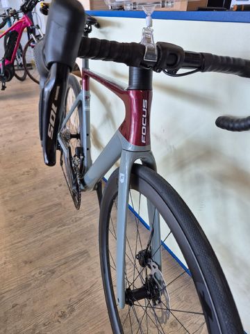 Brugt Focus IZALCO MAX 8.9 2024 2024 Road & Gravel — billede 2 af 3
