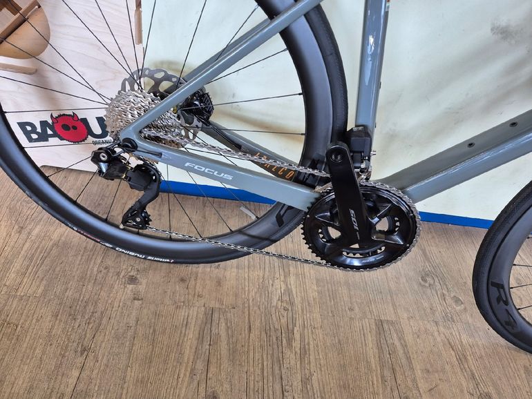 Brugt Focus IZALCO MAX 8.9 2024 2024 Road & Gravel — billede 3 af 3