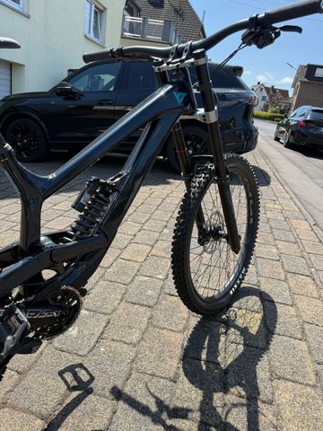 Gebrauchtes YT Industries Tues CORE 2 27 2023 2023 Mountainbike, Schwarz, 27.5 — Bild 8 von 9