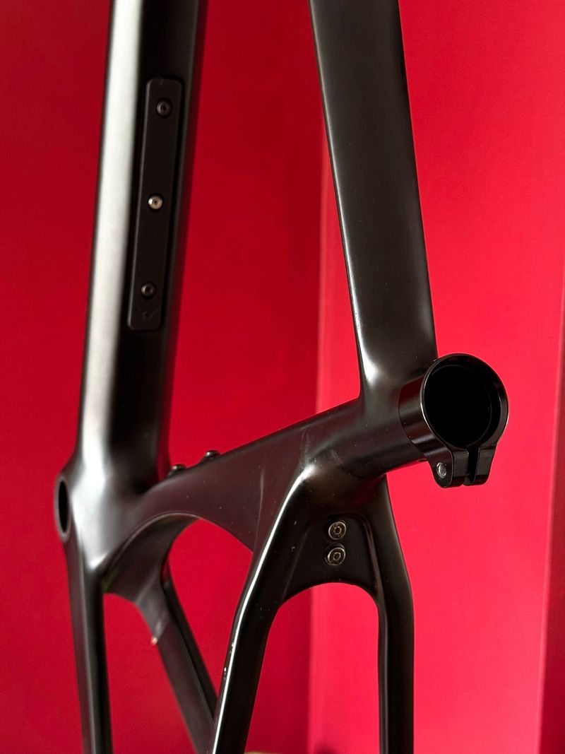 Używany YT Industries Szepter CORE 2 700c 2023 Frameset 2023 Road & Gravel — zdjęcie 22 z 30