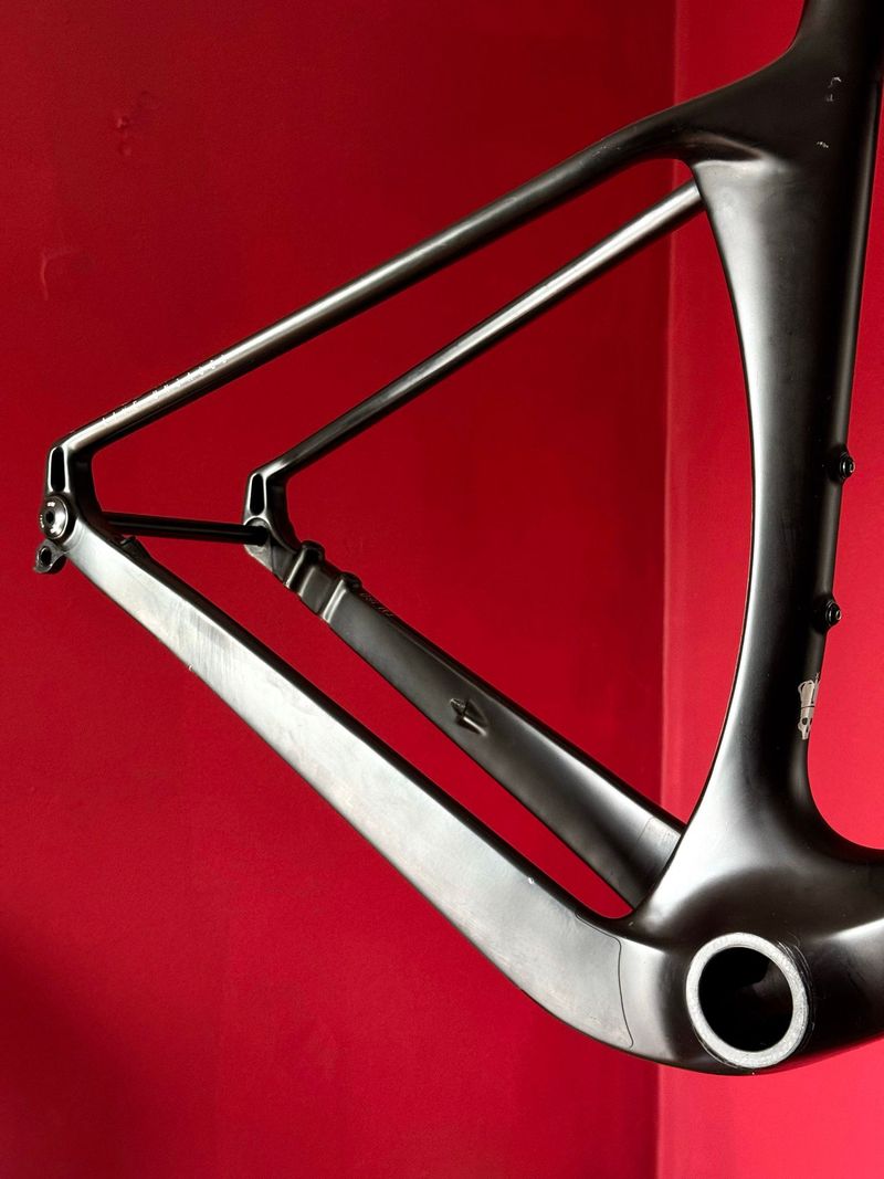 Używany YT Industries Szepter CORE 2 700c 2023 Frameset 2023 Road & Gravel — zdjęcie 2 z 30