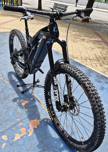 Gebrauchtes Olympia Karbo 2024 Mountainbike, Schwarz — Bild 2 von 8
