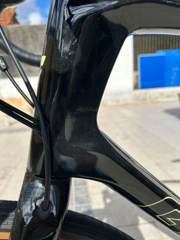 Used Giant Revolt Advanced 2 2024 2024 Road & Gravel, Black — image 13 of 14