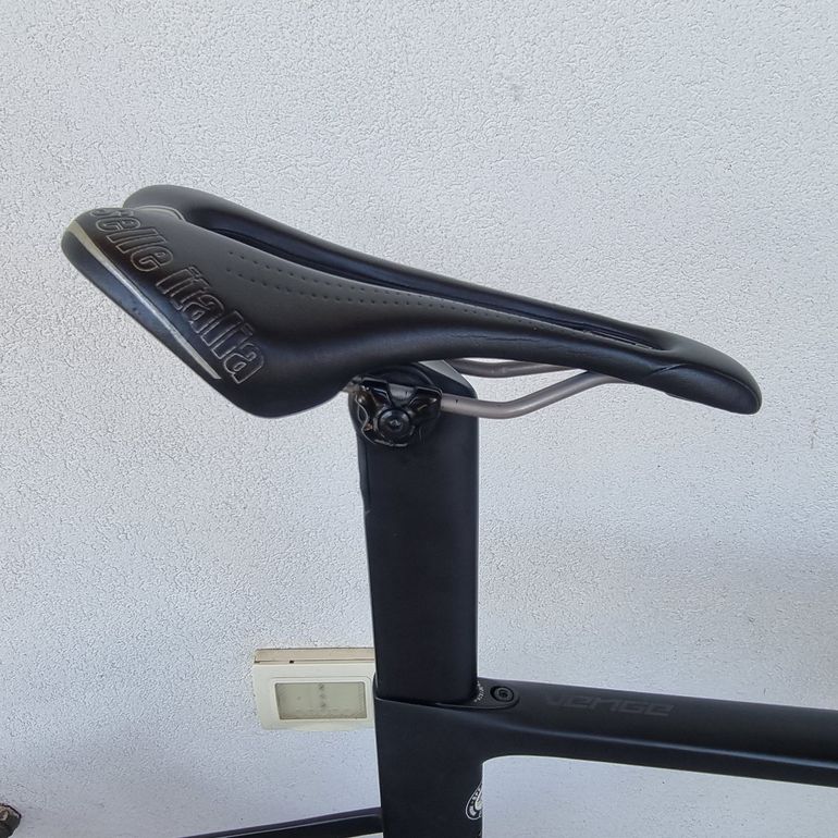 Used Specialized Venge Pro 2020 Frameset 2020 Road & Gravel, Black — image 10 of 13