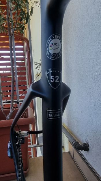 Used Specialized Venge Pro 2020 Frameset 2020 Road & Gravel, Black — image 7 of 13