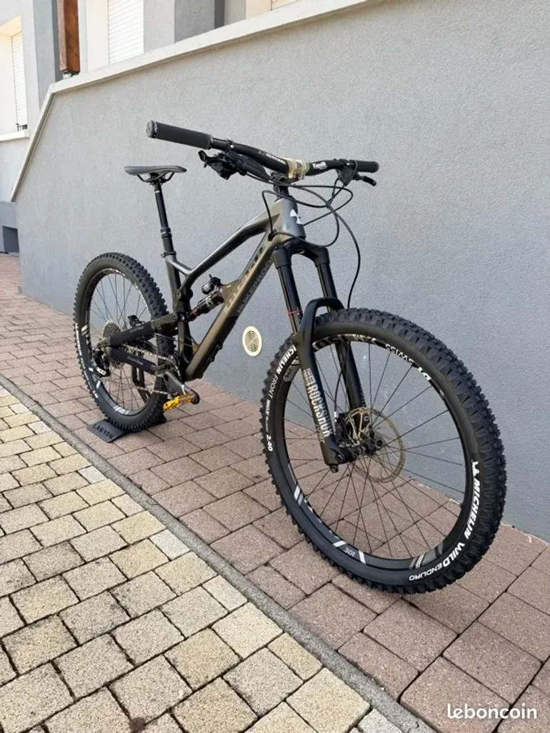 Gebrauchtes Nukeproof Mega 275 RS 2018 2018 Mountainbike, Schwarz, 27.5 — Bild 2 von 11