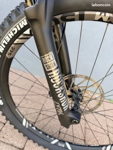 Used Nukeproof Mega 275 RS 2018 2018 Mountainbike, Black, 27.5 — image 5 of 11