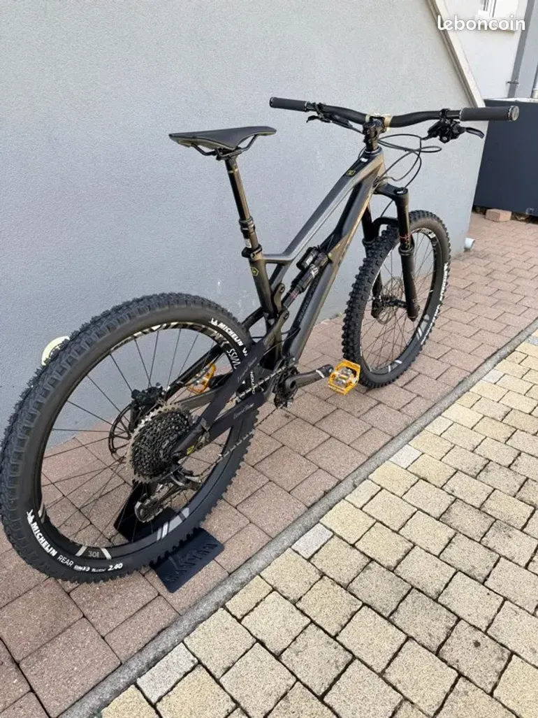 Gebrauchtes Nukeproof Mega 275 RS 2018 2018 Mountainbike, Schwarz, 27.5 — Bild 3 von 11
