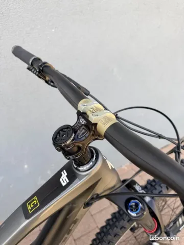 Used Nukeproof Mega 275 RS 2018 2018 Mountainbike, Black, 27.5 — image 8 of 11