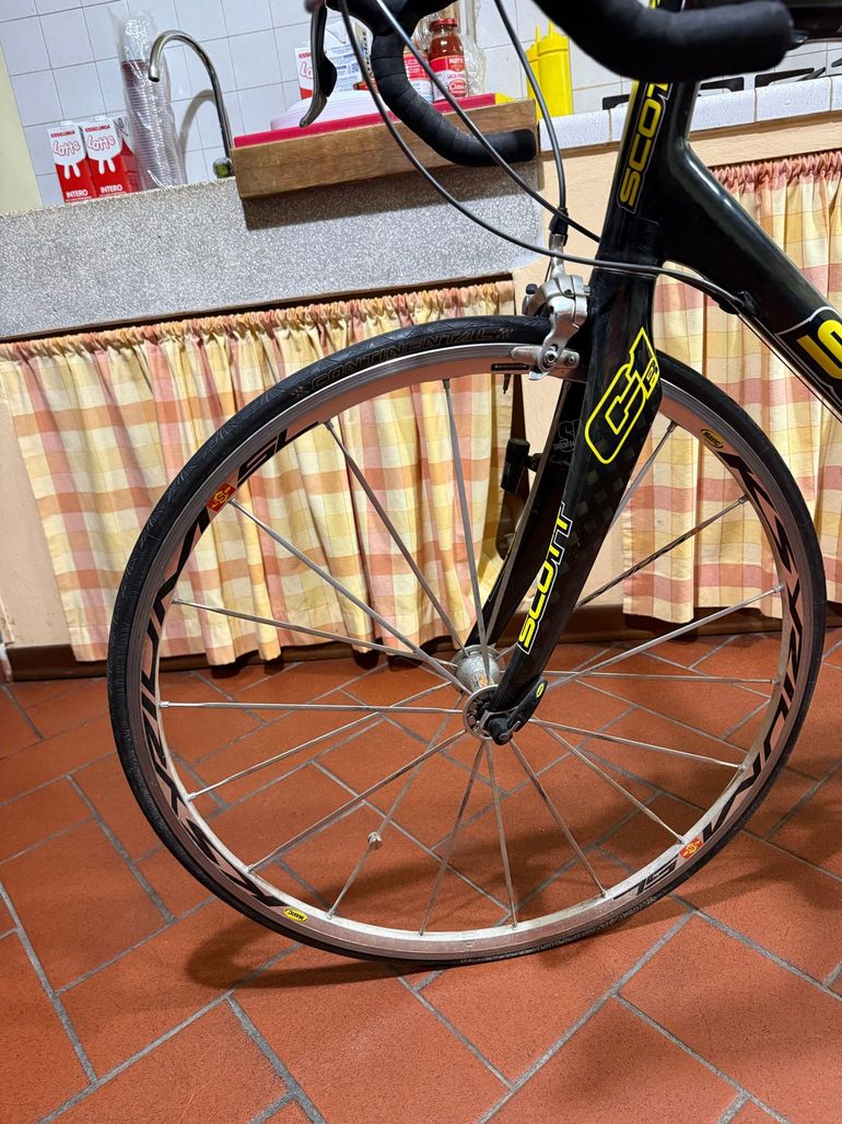 Used Scott Custom Shimano Dura Ace 2015 Road & Gravel, Black — image 2 of 6