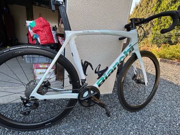 Brugt Bianchi Oltre Shimano 105 2022 Road & Gravel — billede 3 af 5