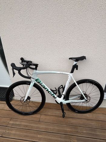 Bianchi Oltre Shimano 105 2022 Road & Gravel usato