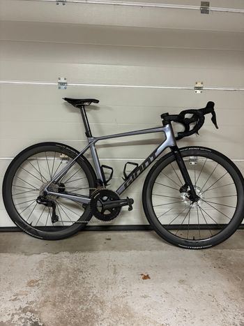 Tweedehands Giant TCR Advanced Pro 0 KOM 2025 2025 Road & Gravel