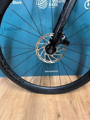Used Focus Izalco SRAM Rival eTap AXS 2022 Road & Gravel, Black — image 13 of 14