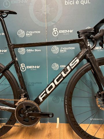 Used Focus Izalco SRAM Rival eTap AXS 2022 Road & Gravel, Black — image 4 of 14