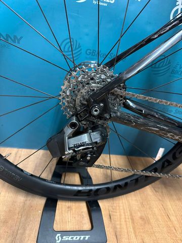 Used Focus Izalco SRAM Rival eTap AXS 2022 Road & Gravel, Black — image 6 of 14