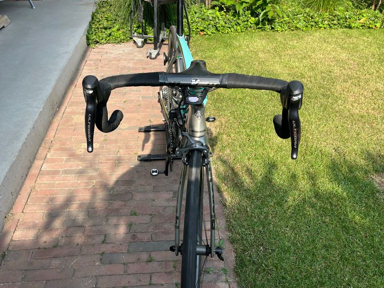Brugt Bianchi Oltre XR4 Super Record 2019 2019 Road & Gravel — billede 5 af 13