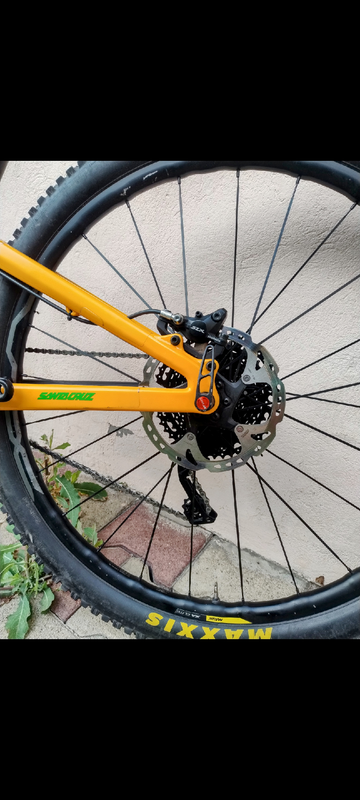 Santa Cruz Hightower C R 2018 2018 Mountainbike de segunda mano, Naranja — imagen 8 de 9