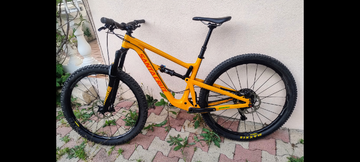 Santa Cruz Hightower C R 2018 2018 Mountainbike de segunda mano, Naranja — imagen 1 de 9