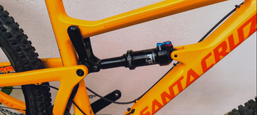Santa Cruz Hightower C R 2018 2018 Mountainbike de segunda mano, Naranja — imagen 4 de 9
