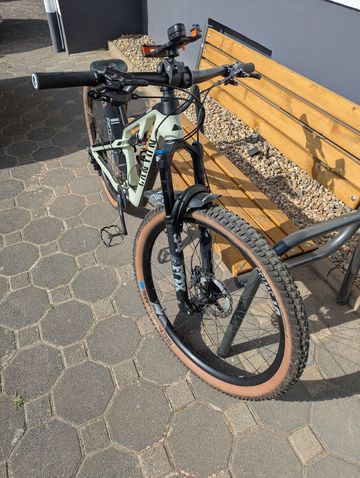 Used Canyon Neuron CF 9 2022 2022 Mountainbike, White, 27.5, 29 — image 5 of 8
