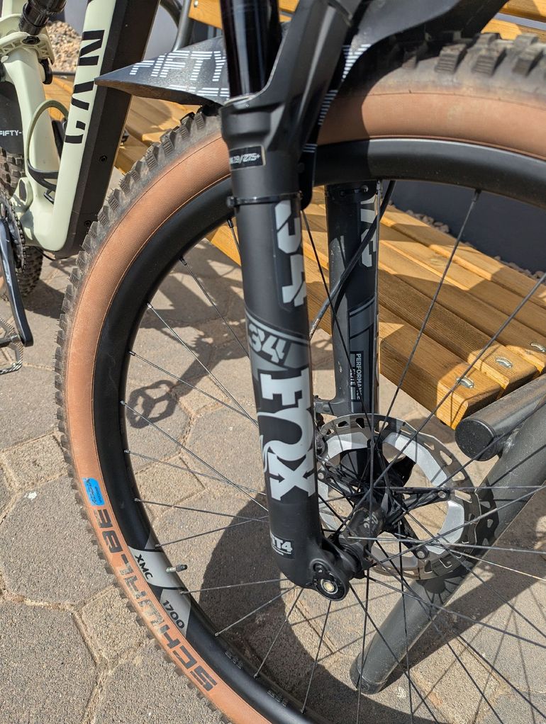 Używany Canyon Neuron CF 9 2022 2022 Mountainbike — zdjęcie 7 z 8