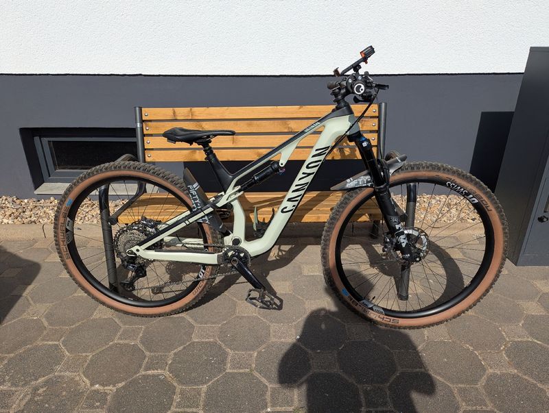 Used Canyon Neuron CF 9 2022 2022 MTB