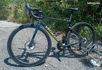 Tweedehands Specialized Tarmac SL6 ULTEGRA 2022 Road & Gravel