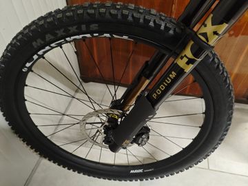 Mondraker CRAFTY RR S 2026 2026 Mountainbike usato, Arancione — immagine 2 di 3