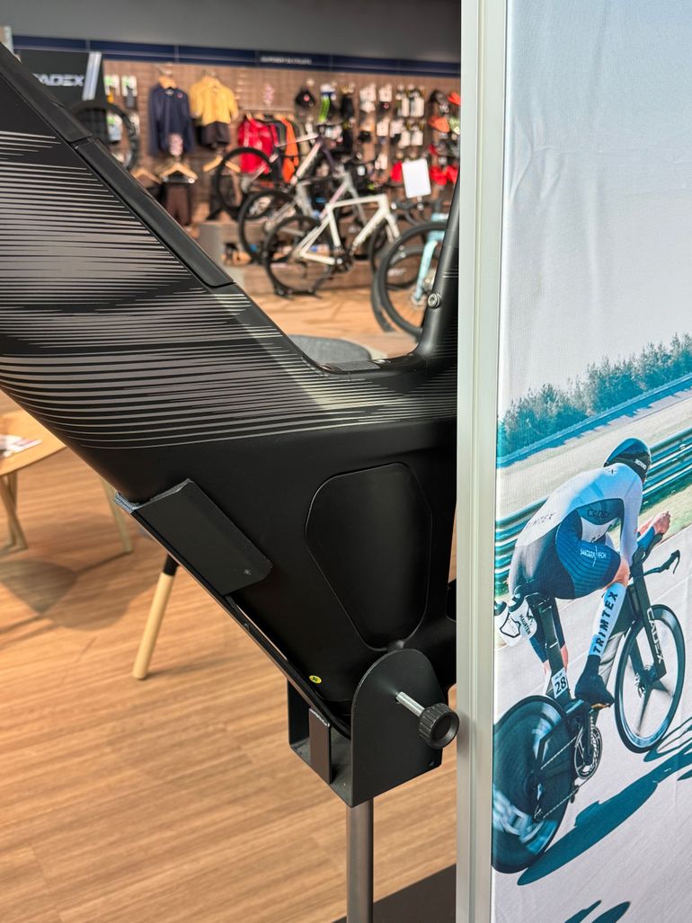 Cadex Tri Frameset 2023 Road & Gravel usato, Nero — immagine 5 di 5