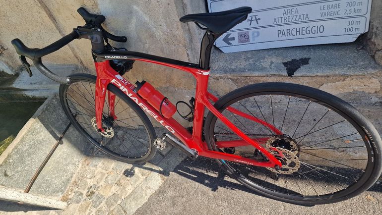 Brugt Pinarello X3 105 Di2 2024 2024 Road & Gravel — billede 2 af 7