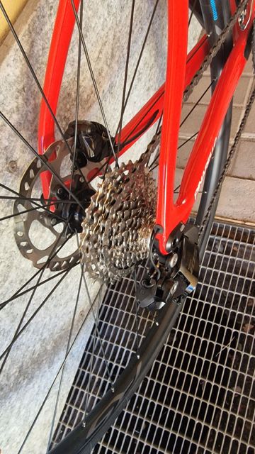 Brugt Pinarello X3 105 Di2 2024 2024 Road & Gravel — billede 3 af 7