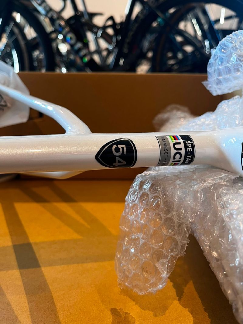 Použité Specialized S-Works Tarmac SL8 LTD – Demi Dreaming 2026 Frameset 2026 Road & Gravel