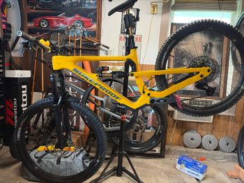 Used Nukeproof Mega 297 Custom SRAM GX Eagle AXS 2021 MTB