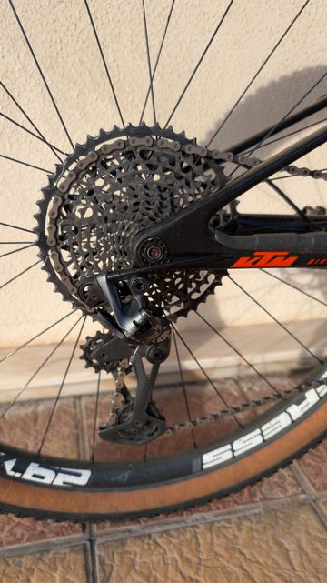 Used KTM Scarp SRAM X01 Eagle AXS 2022 Mountainbike, Black — image 2 of 22