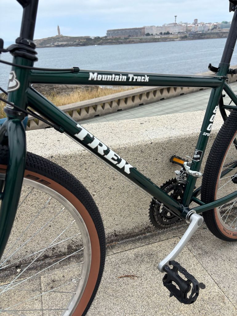 Used Trek Custom Other Shimano - Mountainbike 1996 Urban, Green — image 8 of 9