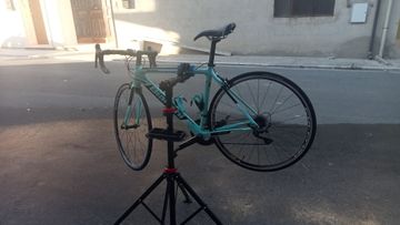 Used Bianchi Sempre Pro 2019 2019 Road & Gravel, Green — image 2 of 6