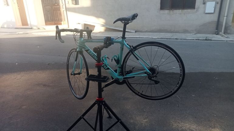 Bianchi Sempre Pro 2019 2019 Road & Gravel d'occasion — image 2 sur 6