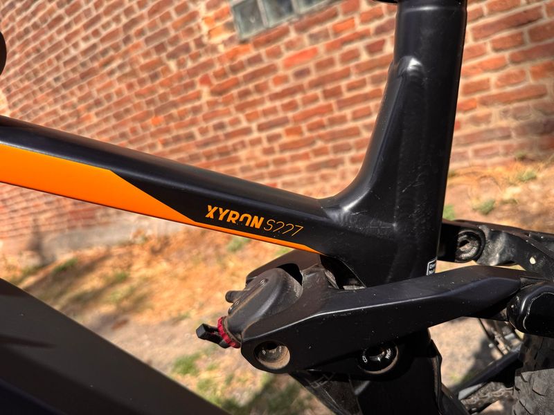 Conway Xyron 227 2020 2020 Mountainbike usato, Nero — immagine 15 di 18