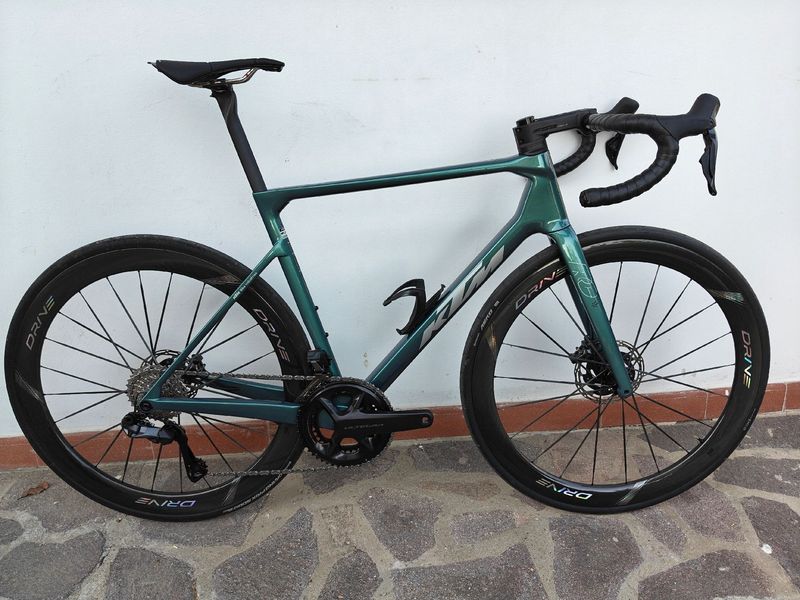 Tweedehands KTM Revelator alto Shimano Ultegra Di2 2026 Road & Gravel