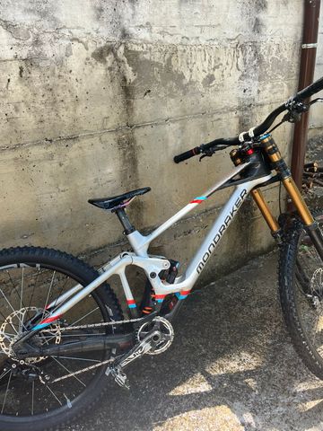 Brugt Mondraker SUMMUM CARBON RR 2022 2022 Mountainbike — billede 3 af 5