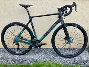 Brugt Canyon Grizl CF SLX 8 Di2 2023 2023 Road & Gravel