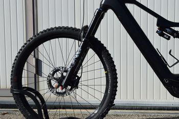 Gebrauchtes Whistle B-RUSH C8.2 2022 Mountainbike, Schwarz — Bild 3 von 4
