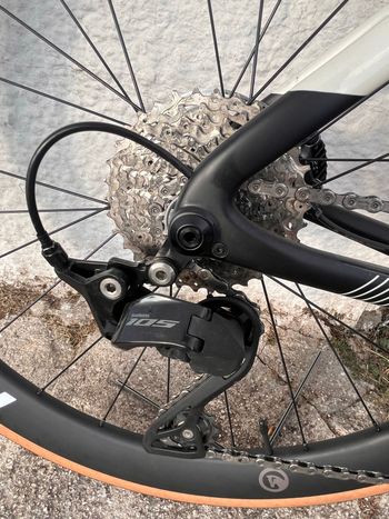 Used SAVA Custom Shimano 105 2025 Road & Gravel, Black — image 8 of 11