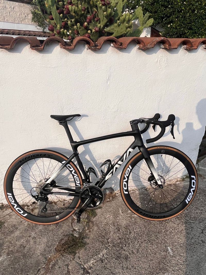 Brugt SAVA Custom Shimano 105 2025 Road & Gravel