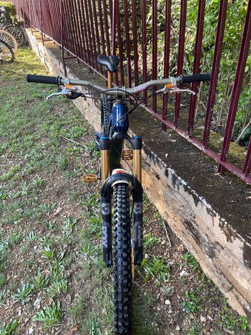 Brugt Lapierre Spicy CF Team 2025 2025 Mountainbike — billede 3 af 6